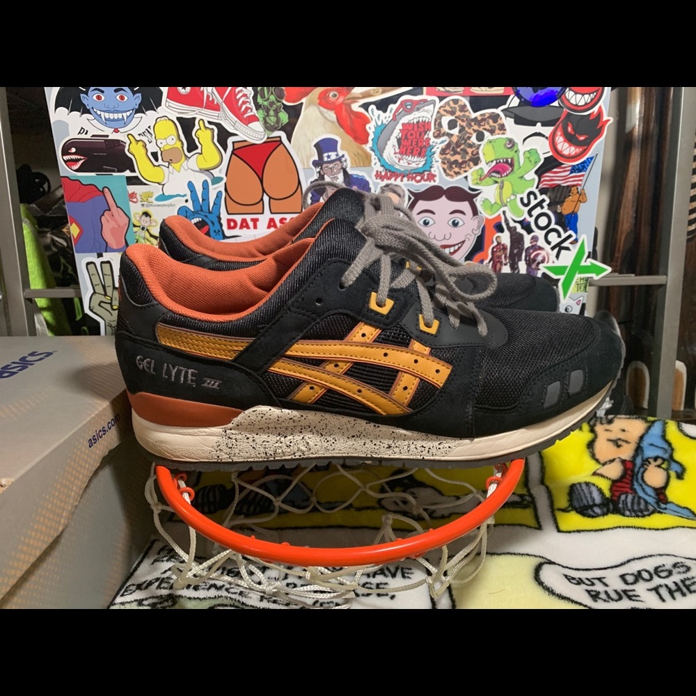 *SOLD* Asics Gel-Lyte III